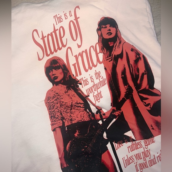 Taylor Swift- Red (Taylor's Version) State of Grace Hoodie - Picture 4 of 10